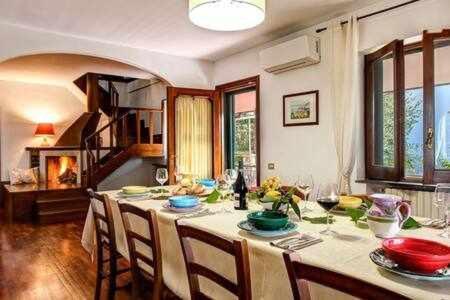 Gocce Villas - Villa De Flores Country Style Villa With Pool Massa Lubrense Exterior photo